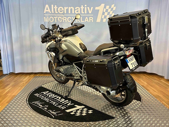 BMW R1200GS 4 of 15