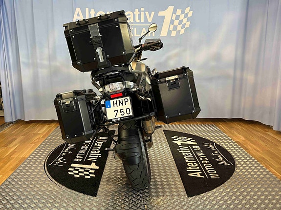 BMW R1200GS 3 of 15