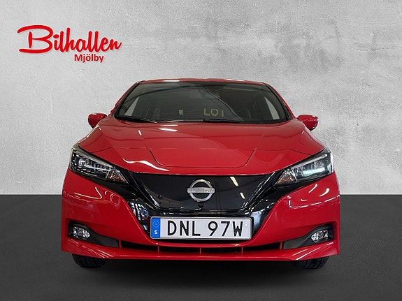 Nissan Leaf 6 of 13