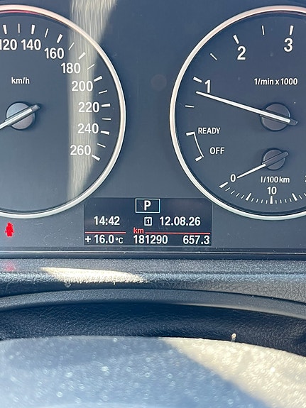 BMW 320d 16 of 16