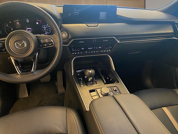 Mazda CX-60 12 of 15