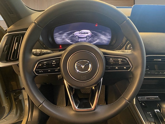 Mazda CX-60 11 of 15