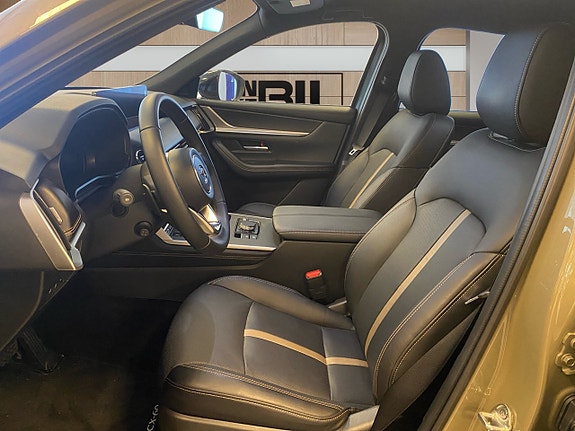Mazda CX-60 10 of 15