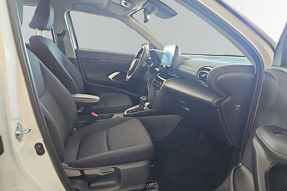 Toyota Yaris Cross 12 of 30
