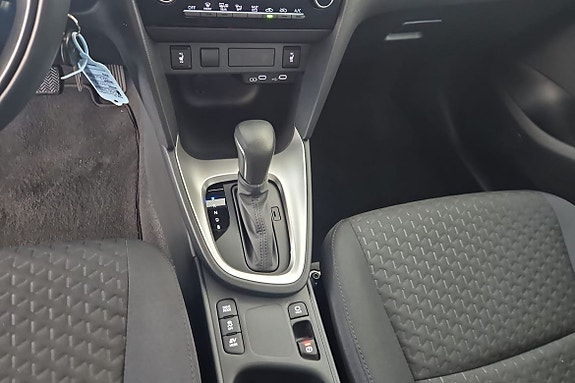 Toyota Yaris Cross 27 of 30