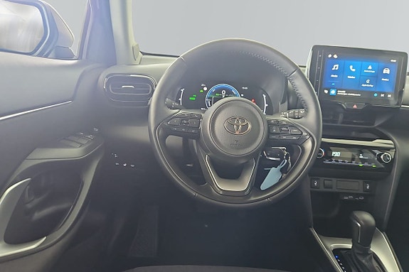 Toyota Yaris Cross 9 of 16