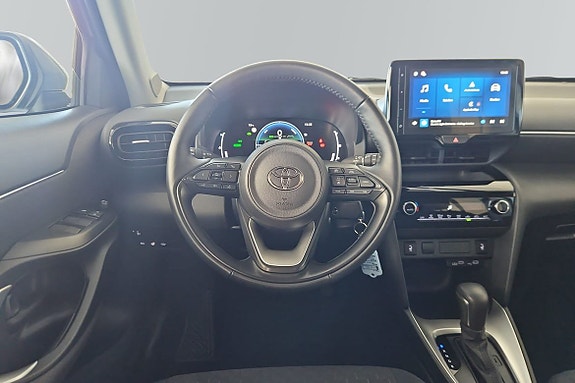 Toyota Yaris Cross 18 of 30