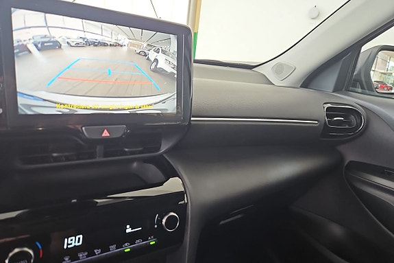 Toyota Yaris Cross 15 of 16
