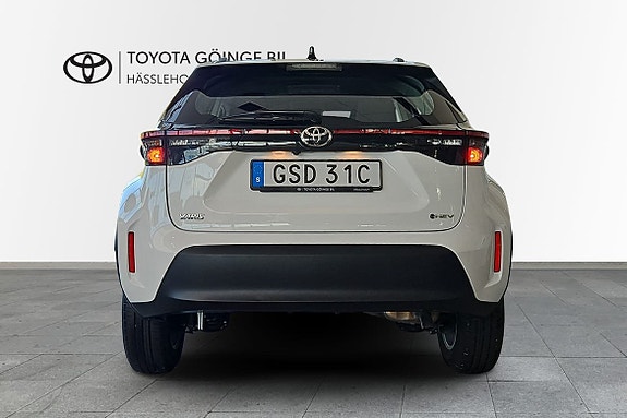 Toyota Yaris Cross 7 of 30