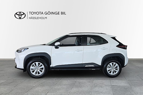 Toyota Yaris Cross 3 of 16
