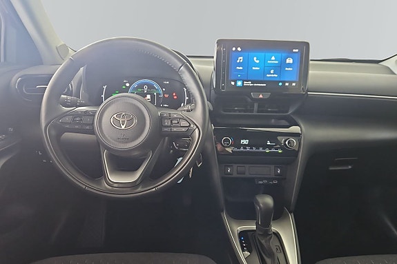 Toyota Yaris Cross 8 of 16