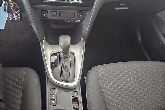 Toyota Yaris Cross 14 of 16
