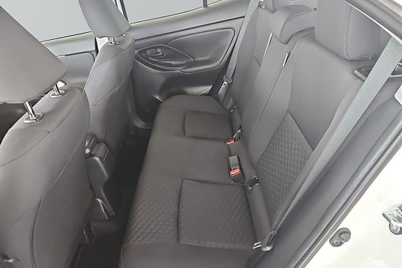 Toyota Yaris Cross 7 of 16