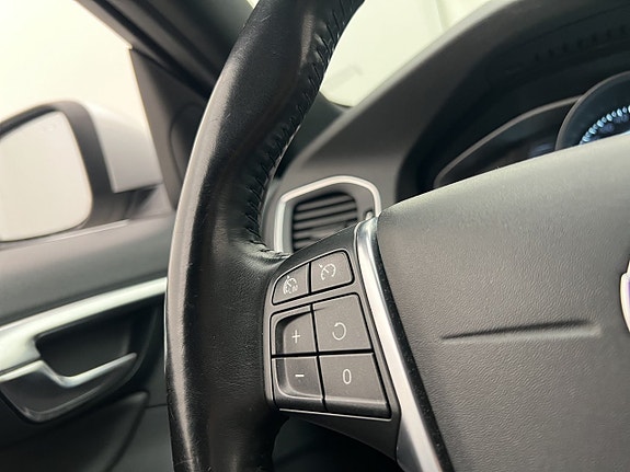 Volvo V60 15 of 29