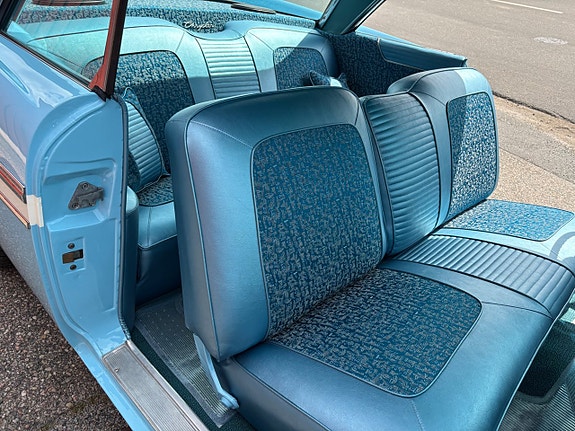 Chrysler New Yorker 23 of 26