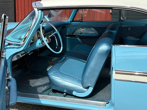 Chrysler New Yorker 14 of 26