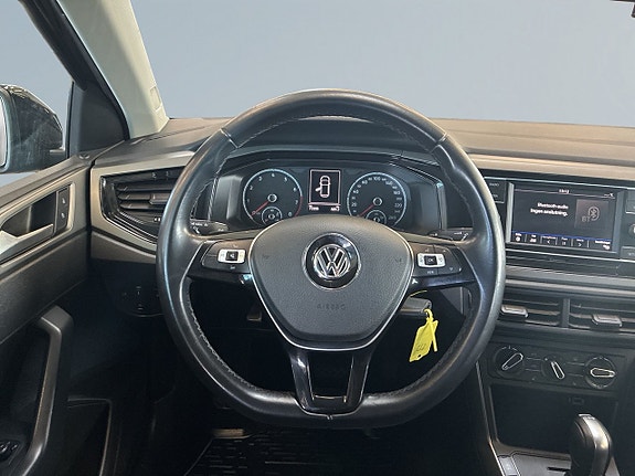 Volkswagen Polo 9 of 19