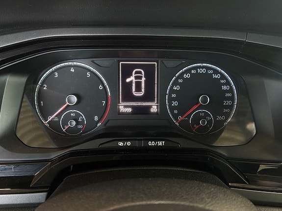 Volkswagen Polo 17 of 19
