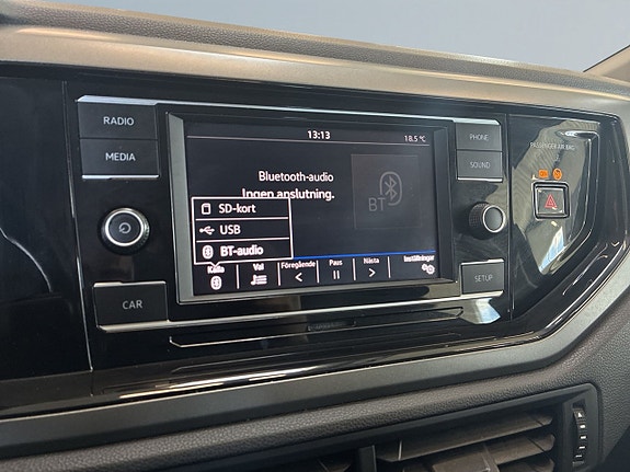 Volkswagen Polo 11 of 19