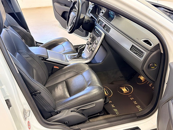 Volvo V70 10 of 20