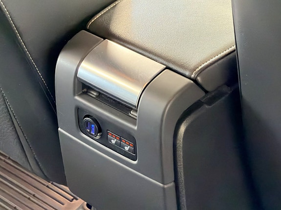 Volvo V70 11 of 20