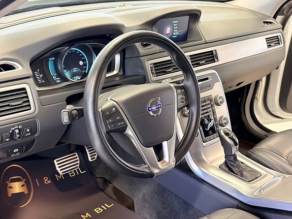 Volvo V70 14 of 20