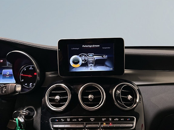 Mercedes-Benz GLC220 d 15 of 22