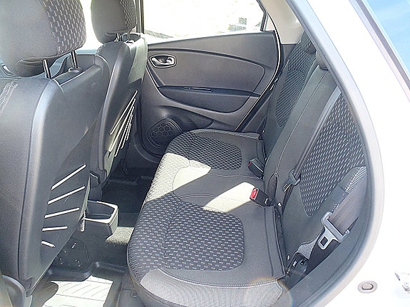 Renault Captur 7 of 15