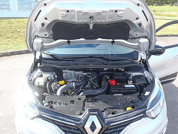 Renault Captur 12 of 15
