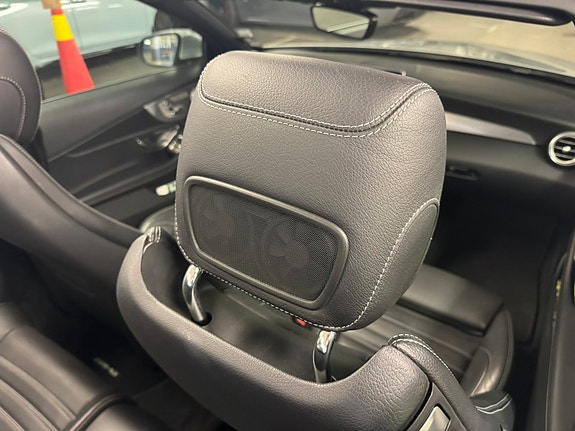 Mercedes-Benz C200 11 of 11