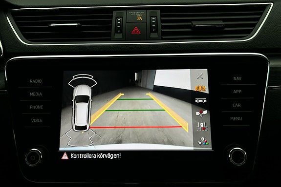 Skoda Superb 25 of 28