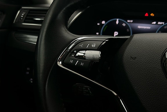Skoda Superb 28 of 28