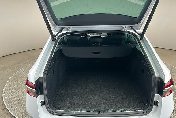 Skoda Superb 14 of 28