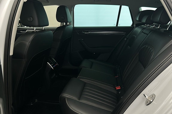 Skoda Superb 13 of 28