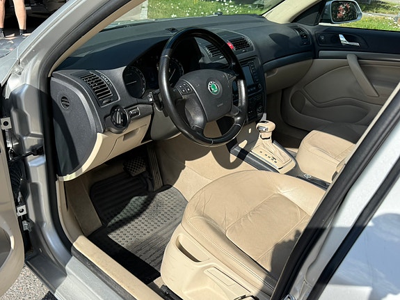 Skoda Octavia 5 of 6