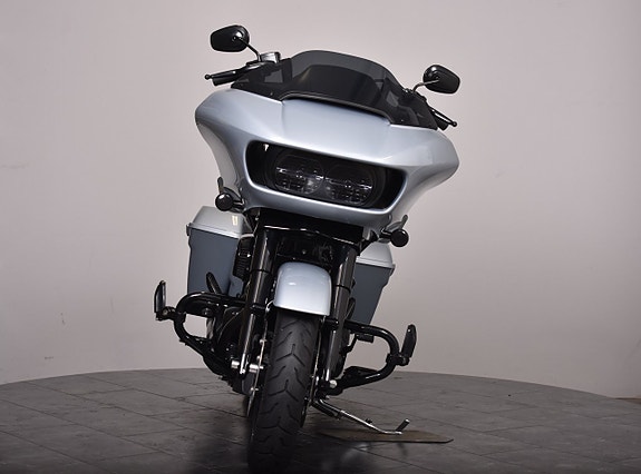 Harley-Davidson ROAD GLIDE SPECIAL / ENDAST 520MIL 2 of 20