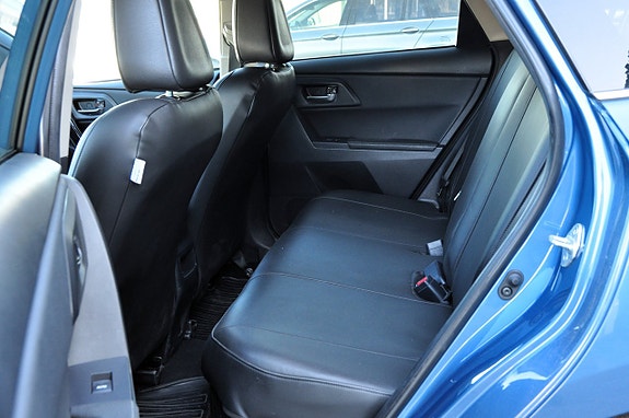 Toyota Auris 11 of 12