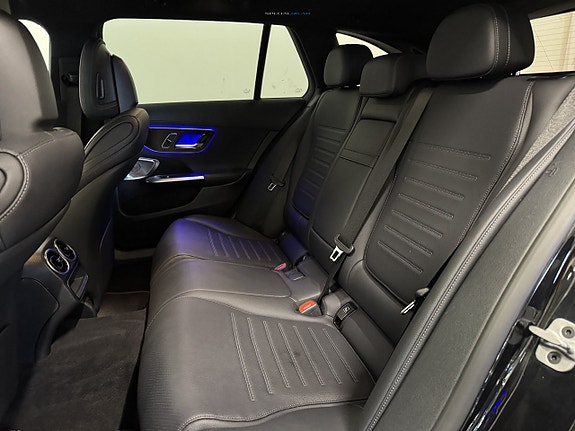 Mercedes-Benz C300 10 of 22