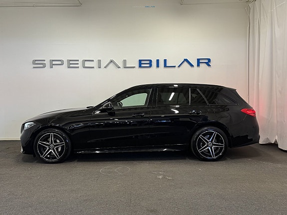 Mercedes-Benz C300 2 of 22