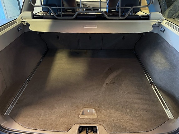 Volvo XC70 12 of 13