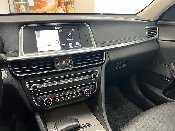 Kia Optima 17 of 30