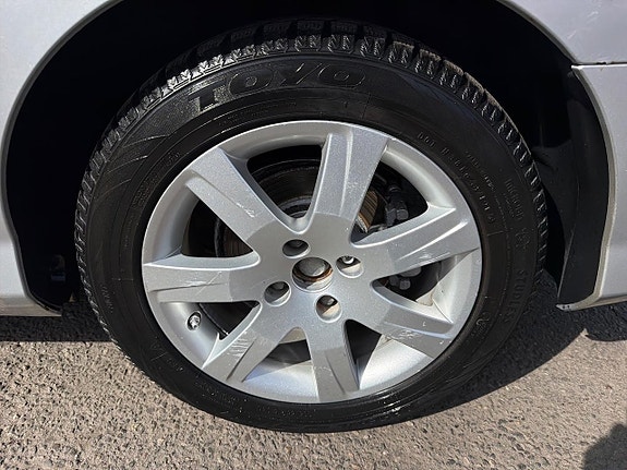 Peugeot 308 SW 22 of 23