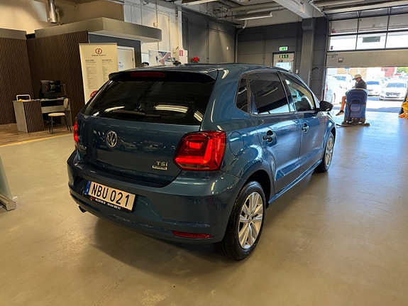 Volkswagen Polo 5 of 25