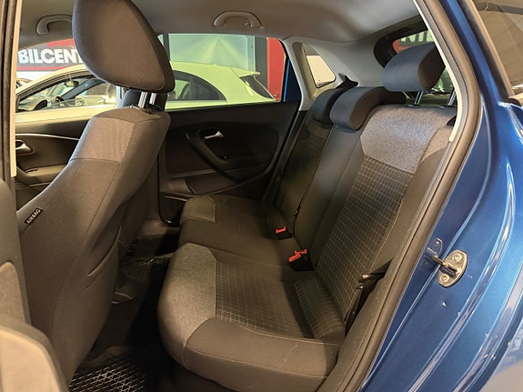 Volkswagen Polo 24 of 25