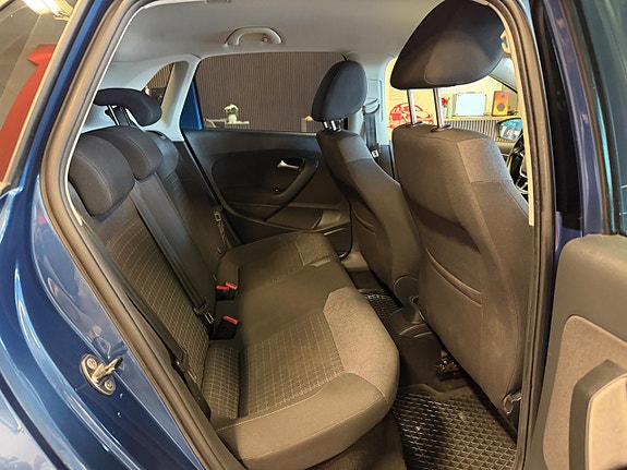 Volkswagen Polo 23 of 25