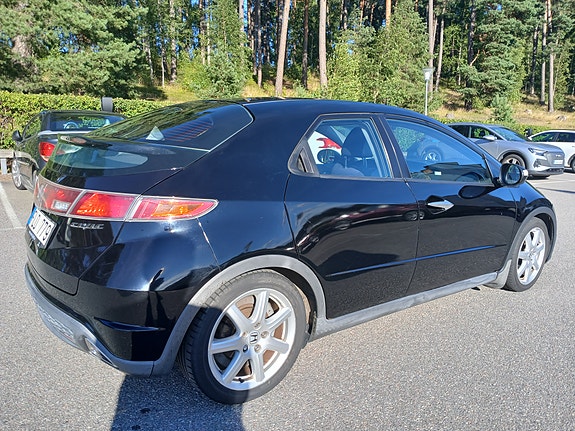 Honda Civic 3 of 6