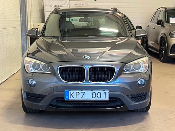 BMW X1 3 of 24