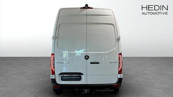 Mercedes-Benz Sprinter 317 9 of 12