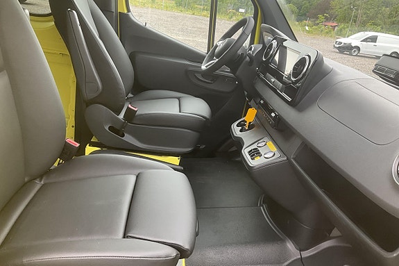Mercedes Sprinter 419 CDI 7 of 14