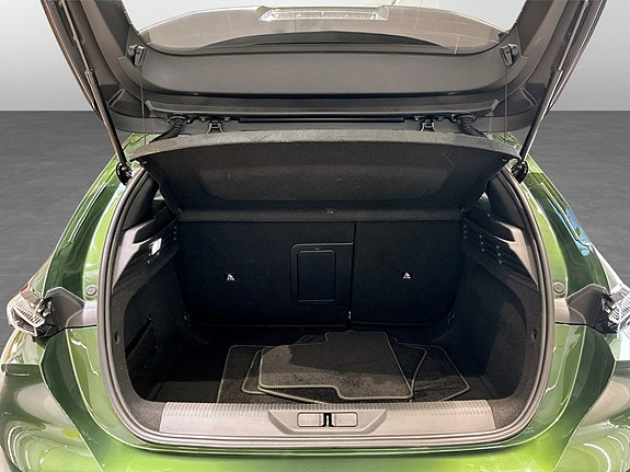 Peugeot 308 15 of 17
